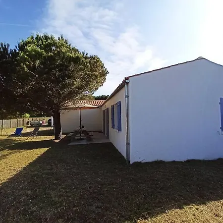 Maison Rose-tremiere Avec Jardin Clos - Plage A 500m Ferienhaus *