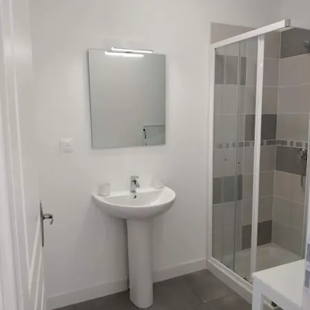 Maison Rose-tremiere Avec Jardin Clos - Plage A 500m Chaucre